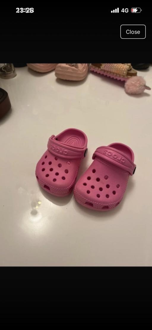 Buy & Sell - Photos for Crocs 2/3 sandals 4
