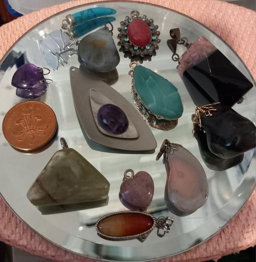 Buy & Sell Thatto Heath Saint Helens - Photos for 12 semi precious stone pendants