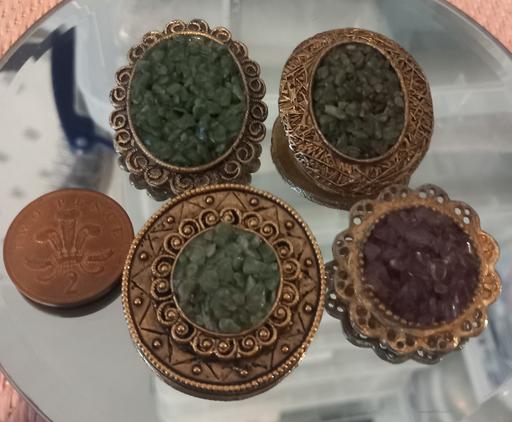 Buy & Sell Thatto Heath Saint Helens - Photos for vintage semi precious chip brooches