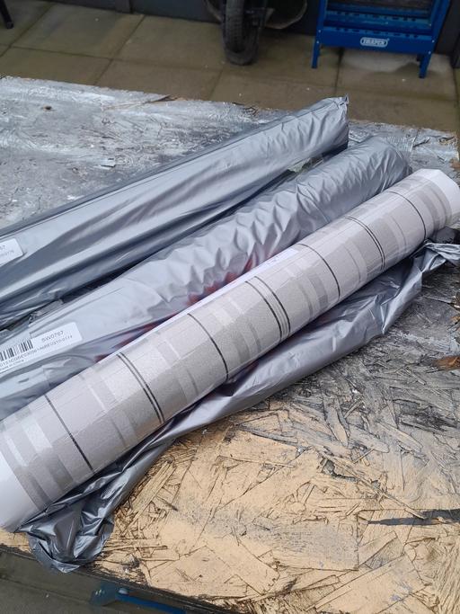 Buy & Sell Hope Carr Wigan - Photos for grey stripe wallpaper