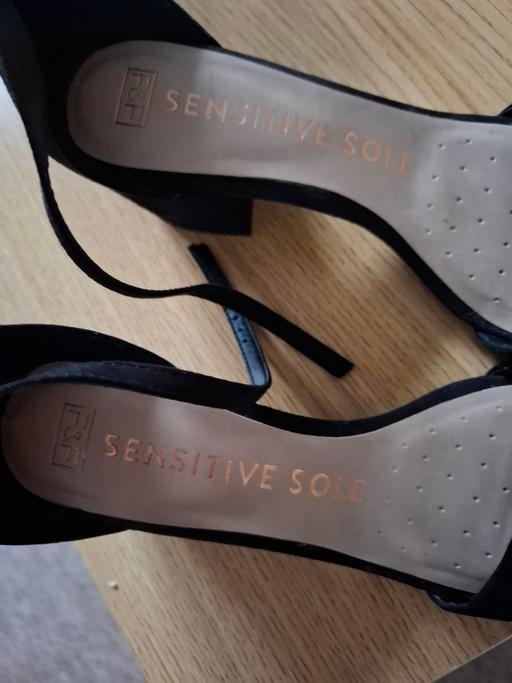 Buy & Sell Old Whittington Chesterfield - Photos for WOMENS SANDALS