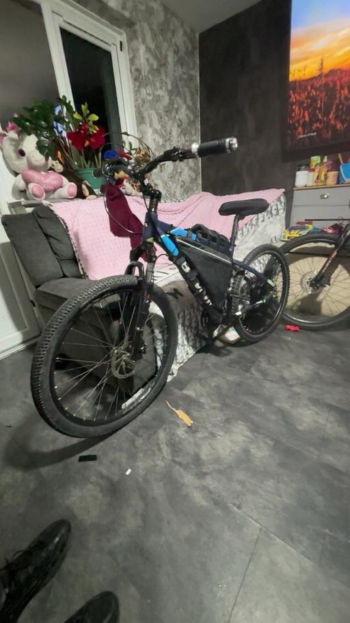 Buy & Sell Tottenham North London - Photos for 52V 2000W 20ah E-bike (With Fast Charger)