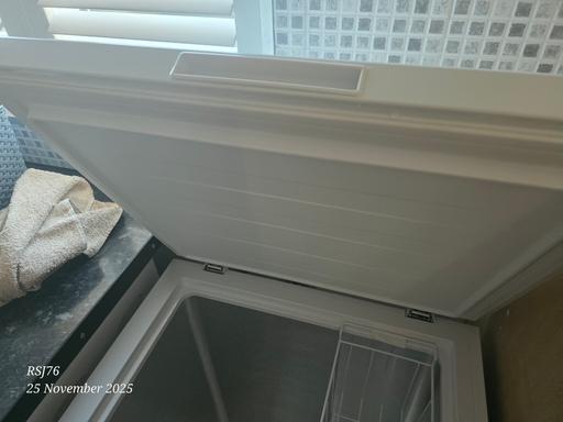 Buy & Sell Warmsworth Doncaster - Photos for FRIDGEMASTER CHEST FREEZER