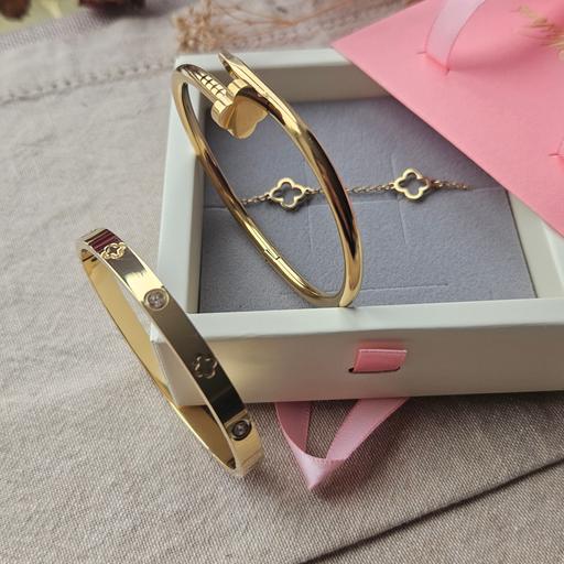 Buy & Sell Everton Liverpool - Photos for 3 pcs clover bangles 18k gold plated