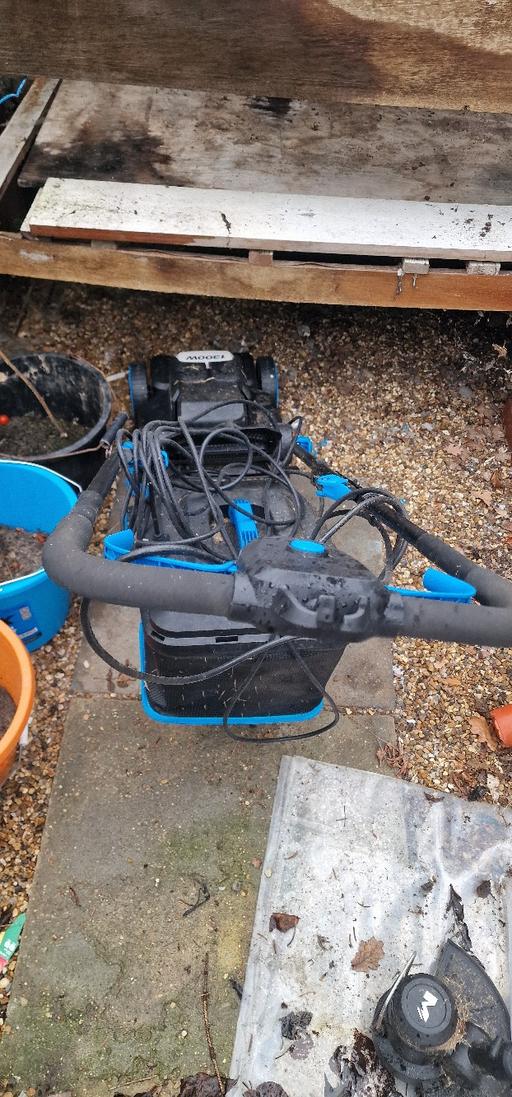 Buy & Sell Saint Albans St. Albans - Photos for electric lawn mower