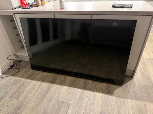 Buy & Sell Standish Wigan - Photos for Philips 65 inch tv for parts. Broken screen