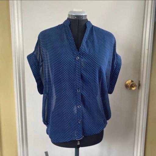 Buy & Sell Roehampton South West London - Photos for Navy with white polka dot blouse