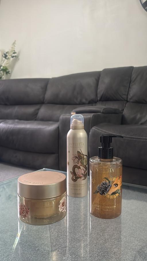 Buy & Sell Shipley Bradford - Photos for Rituals Of Intuita Trio Gift Set