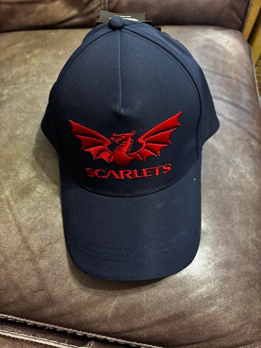 Buy & Sell Whittington Lichfield - Photos for Scarlets Rugby Cap Brand New