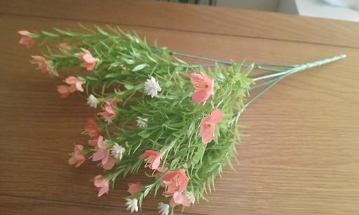 Buy & Sell Beeston Broxtowe - Photos for Artificial flowers)