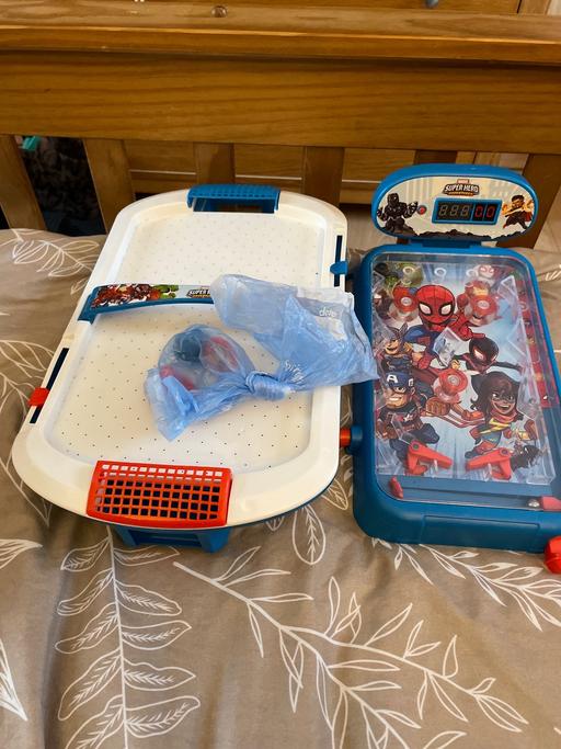 Buy & Sell Rowley Village Sandwell - Photos for Marvel air hockey and pinball machine