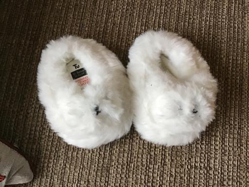 Buy & Sell Essington Wolverhampton - Photos for Baby slippers 0-3 months