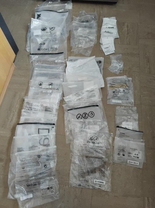 Buy & Sell Stow Heath Wolverhampton - Photos for 50 Resealable Bags.