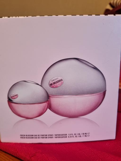 Buy & Sell Grangemouth Falkirk - Photos for perfume