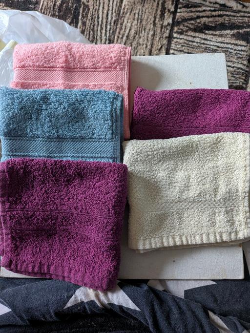 Buy & Sell Georgetown Blaenau Gwent - Photos for 5 x face cloths 3 x deluxe face cloth, 2 x de