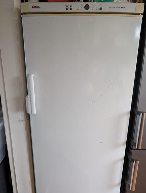 Buy & Sell Barrowby South Kesteven - Photos for White Freestanding Freezer Bosch