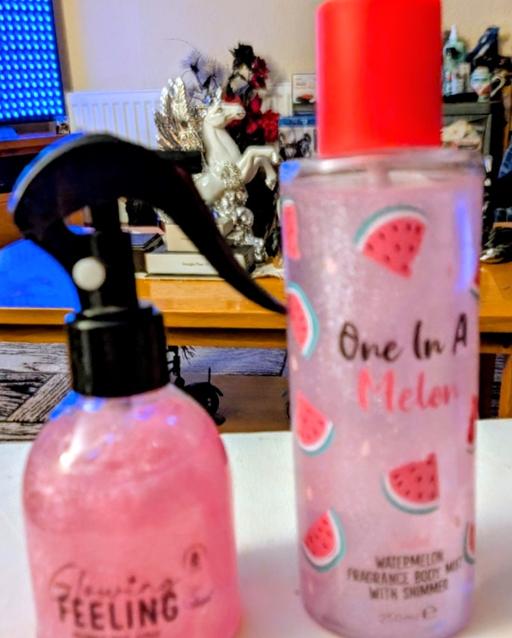 Buy & Sell Georgetown Blaenau Gwent - Photos for 2 X shimmer body sprays. Consist of one in me