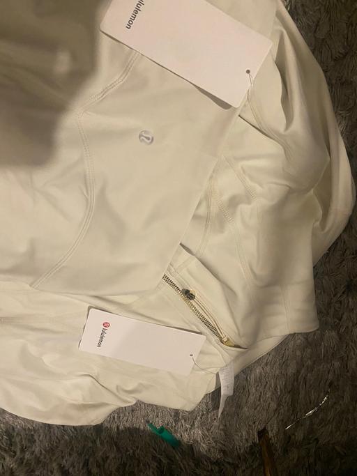 Buy & Sell Greenwich South East London - Photos for Lululemon ivory & gold zip define jacket SET