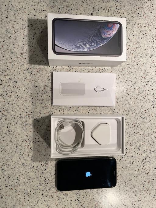 Buy & Sell Over Hulton Bolton - Photos for iPhone XR 64GB