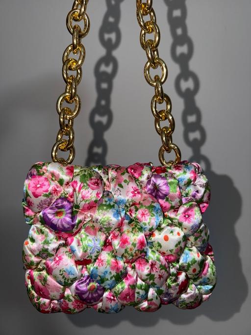 Buy & Sell Pear Tree Derby - Photos for Floral Quilted Shoulder Bag with Gold Chain