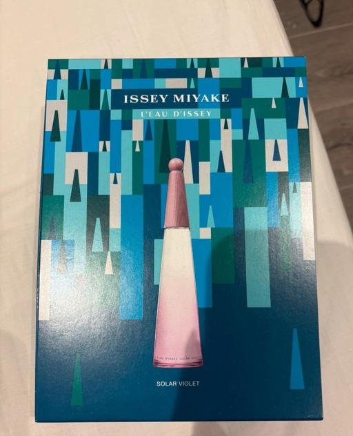 Buy & Sell Gatley Stockport - Photos for issey miyake solar violet 50ml gift set