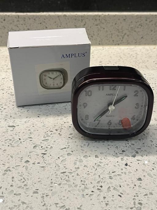 Buy & Sell Upper Walthamstow East London - Photos for New Mini Table Alarm Clock Brown