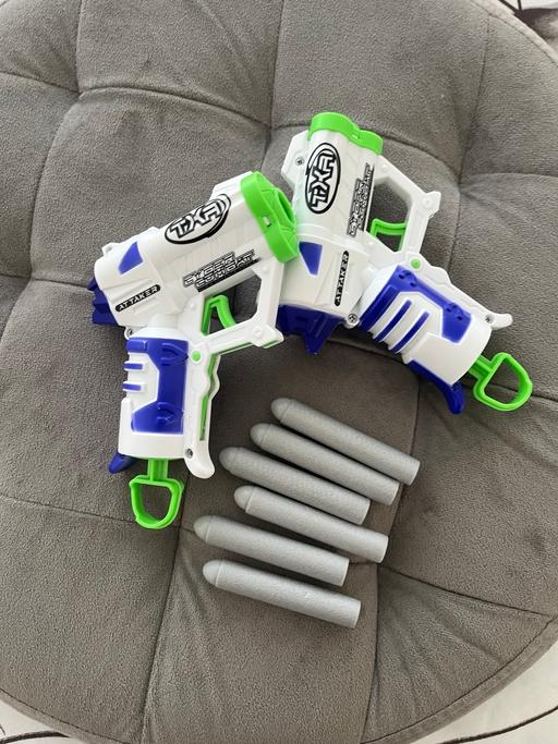Buy & Sell Upper Walthamstow East London - Photos for TXR Cyber Combat Alien Defence Blaster Guns