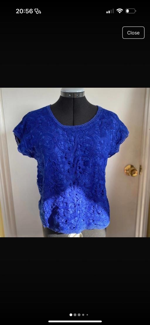 Buy & Sell Streatham Common South West London - Photos for Navy embroidery Lacey top