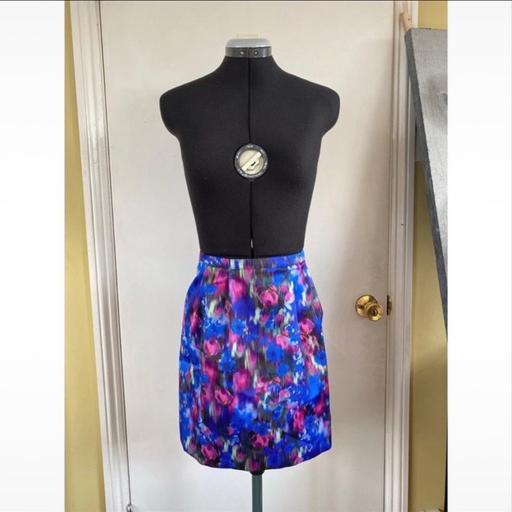 Buy & Sell Colliers Wood South West London - Photos for Oasis work style skirt multicolour