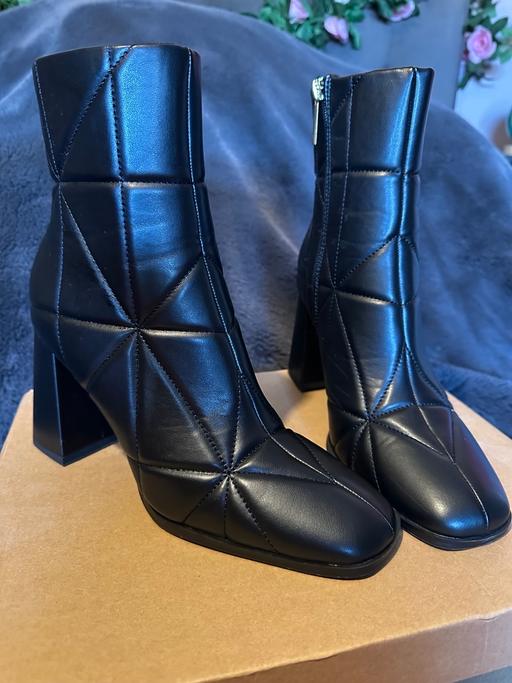 Buy & Sell Quarry Bank Dudley - Photos for River island size 7 boots