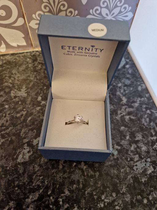 Buy & Sell Aylestone Leicester - Photos for brand new ring with genuine cubic zirconi