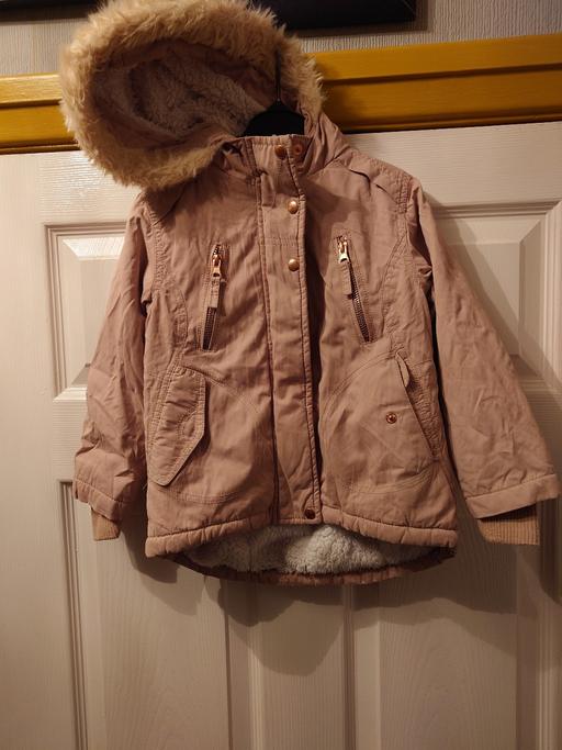 Buy & Sell Woodthorpe Charnwood - Photos for Girls dusty pink coat size 4-5 years