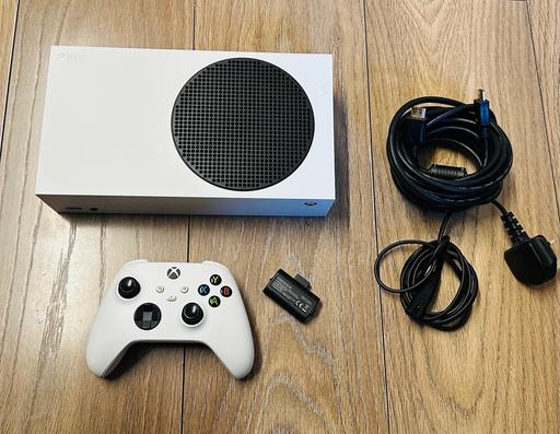 Buy & Sell Lye Dudley - Photos for XBox Series S - 512GB SSD - Battery Pack