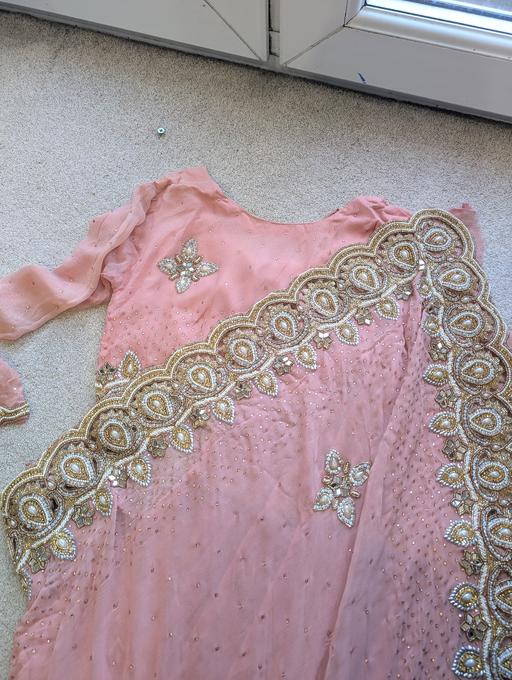 Buy & Sell Catherine-De-Barnes Solihull - Photos for Beautiful peach embroidery sari