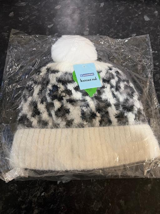 Buy & Sell Bordesley Green Birmingham - Photos for Knitted hat