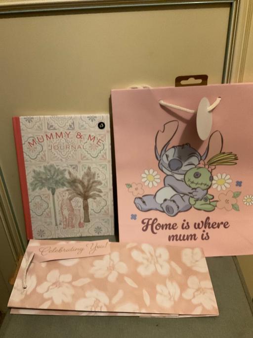 Buy & Sell Tipton Sandwell - Photos for Mother’s Day bags and books