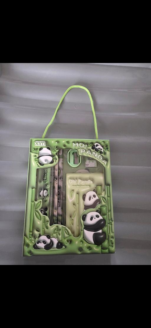 Buy & Sell Blackpool Town Centre Blackpool - Photos for Panda stationery set BNWT