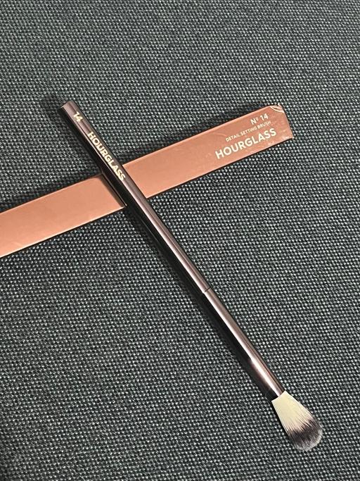 Buy & Sell Oldbury Sandwell - Photos for Hourglass detail setting brush n14