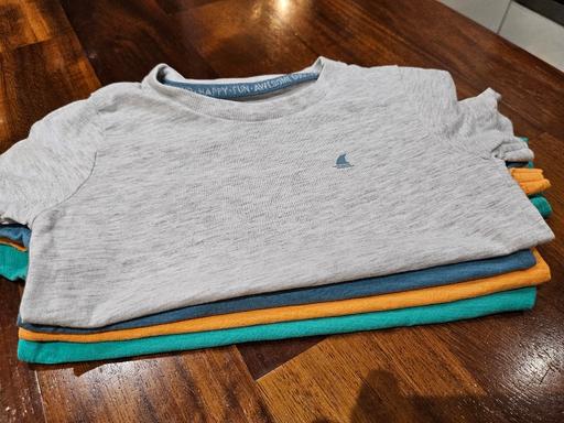 Buy & Sell Penn Fields Wolverhampton - Photos for 12-18m tshirts x 4