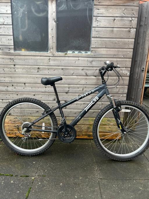 Buy & Sell Bentley Walsall - Photos for Small adult mountain bike ( X-RATED )