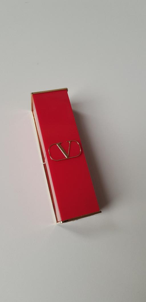 Buy & Sell South Kensington South West London - Photos for Valentino lipstick Matte
