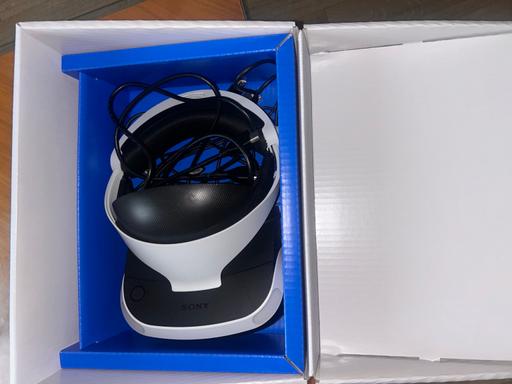 Buy & Sell Royal Albert Liverpool - Photos for PS4 VR + camera