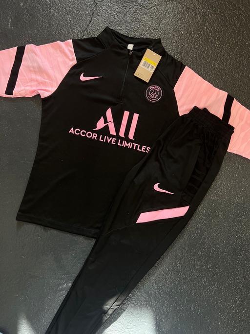Buy & Sell Edmonton North London - Photos for PSG tracksuit