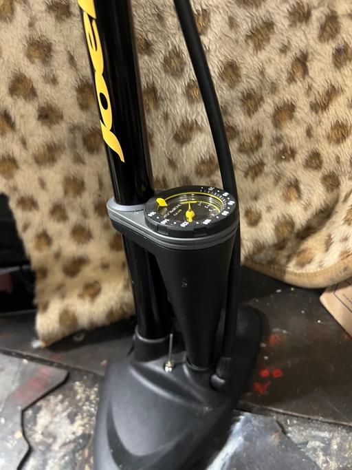 Buy & Sell Rowley Regis Sandwell - Photos for Bike maintenance tools,,,,(over 10 items)