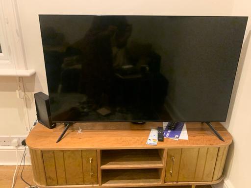 Buy & Sell Walthamstow East London - Photos for Samsung 50” TU8000 HDR Smart 4K TV