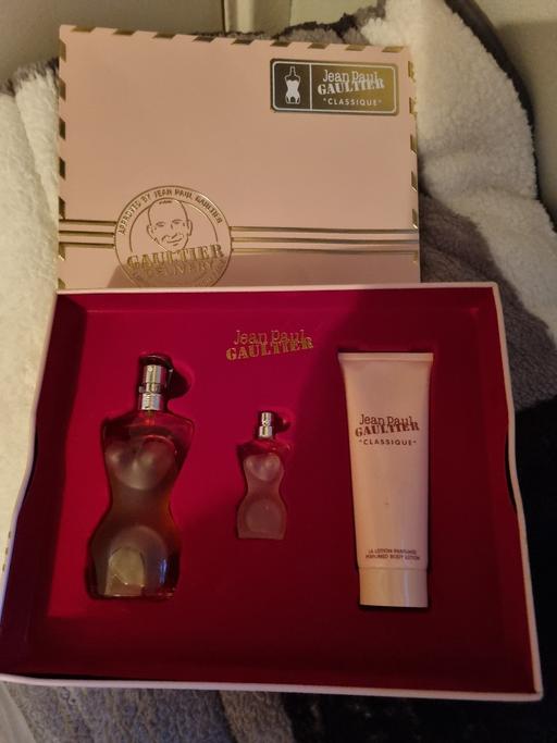 Buy & Sell Grangemouth Falkirk - Photos for perfume