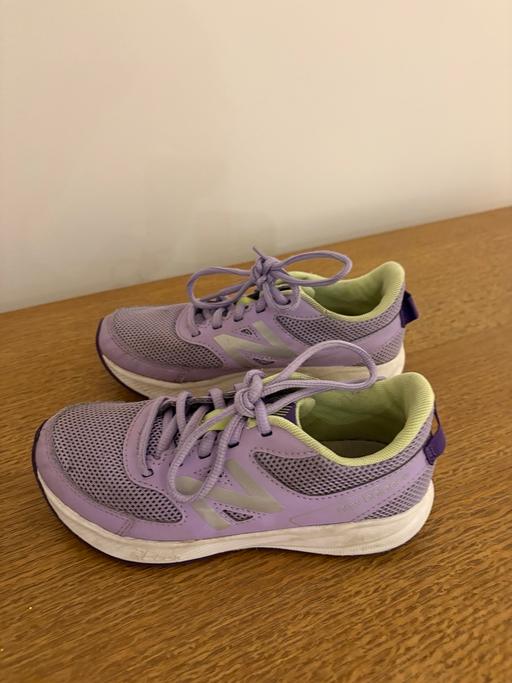 Buy & Sell Ealing Broadway West London - Photos for New Balance girls trainers size 13 UK