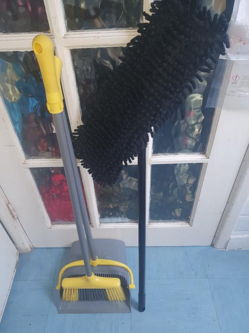 Buy & Sell Pensnett Dudley - Photos for Extending Black Mop & Tall Dust Pan + Brush ,