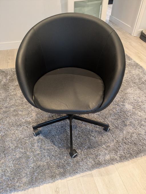 Buy & Sell West Molesey Elmbridge - Photos for IKEA black swivel chair
