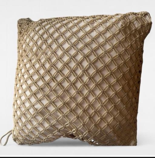 Buy & Sell Thornton Heath Croydon - Photos for Macramé overlay hand-knotted patterns cushion